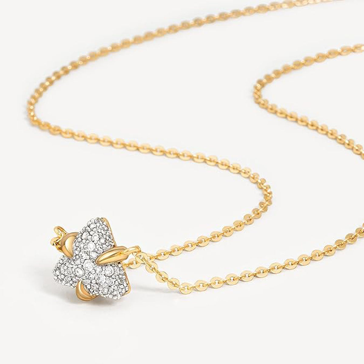 Shape Zirconia Necklace
