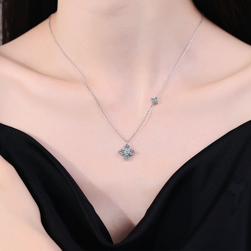 S925 Silver Moissanite Flower Necklace