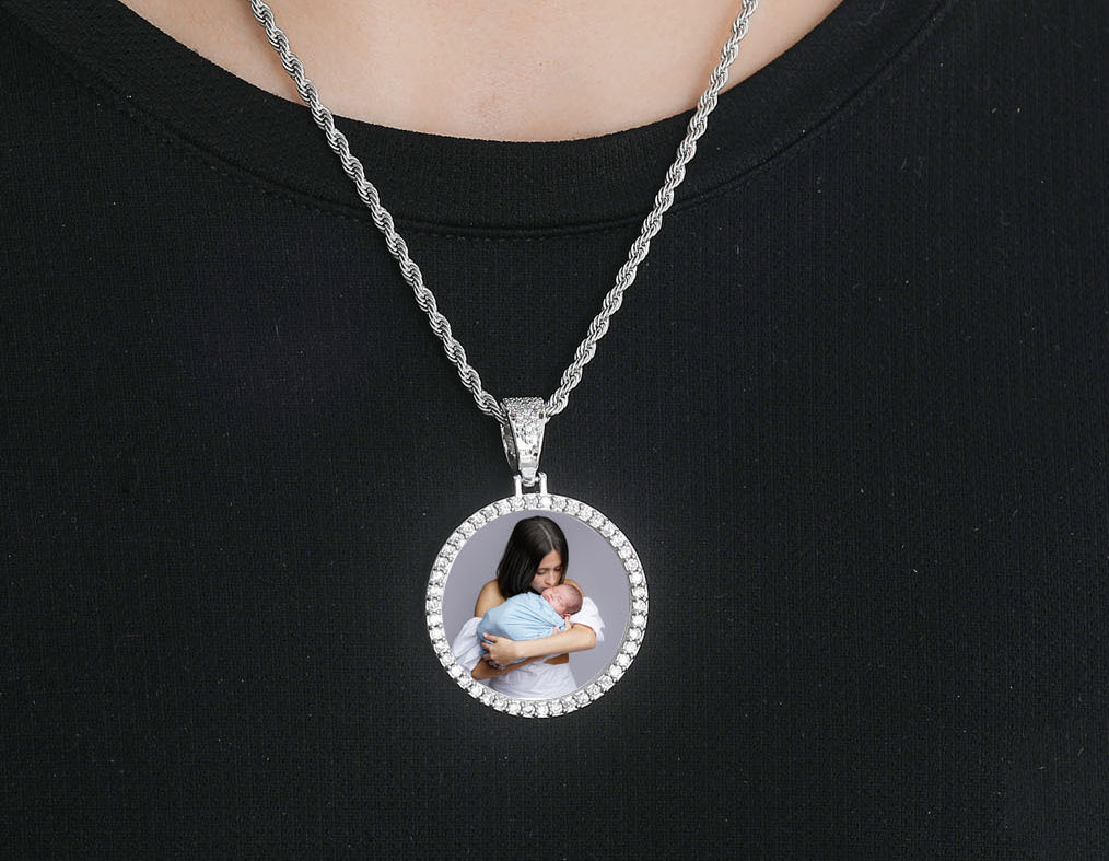 CircleI Memory Picture Pendant