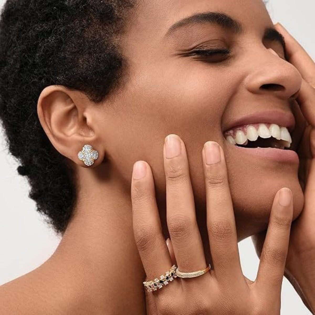 Shape Copper Zirconia Earrings