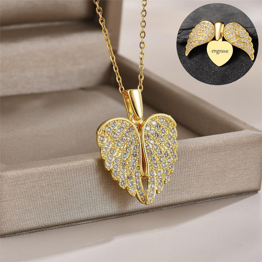Wing Zirconia Necklace