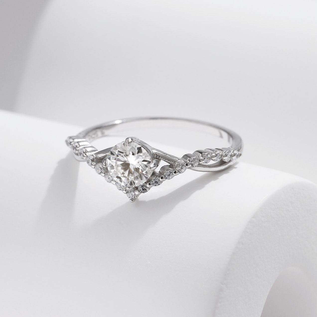 S925 Silver Moissanite Ring